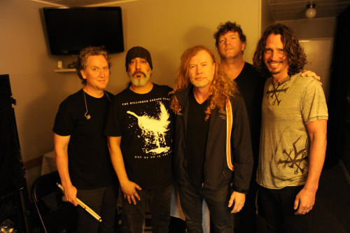 Dave Mustaine Sedih Kehilangan Chris Cornell